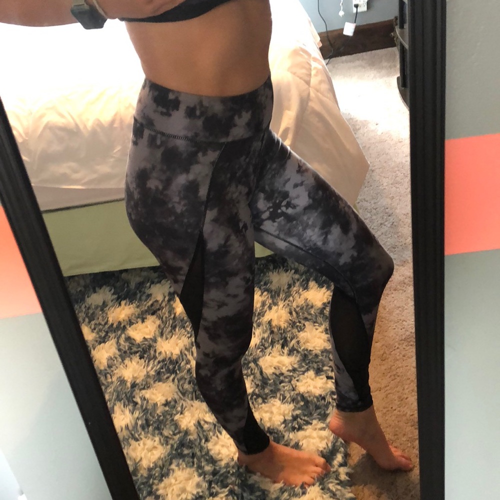 High waisted leggings